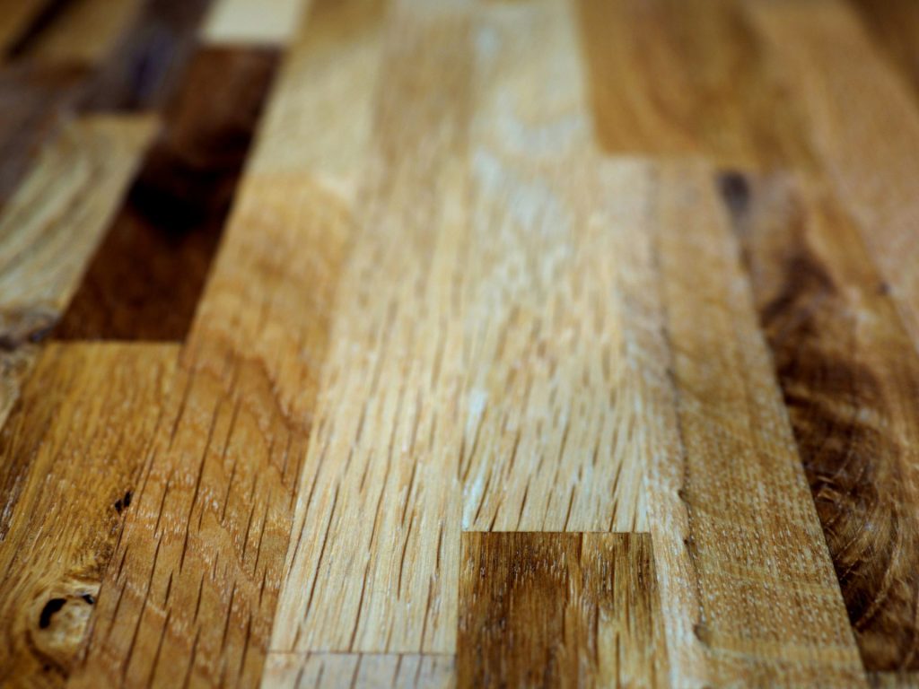 carreaux de parquet en bois marron